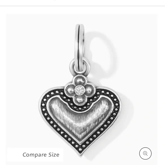 Luna Heart Charm - Picture 1 of 3